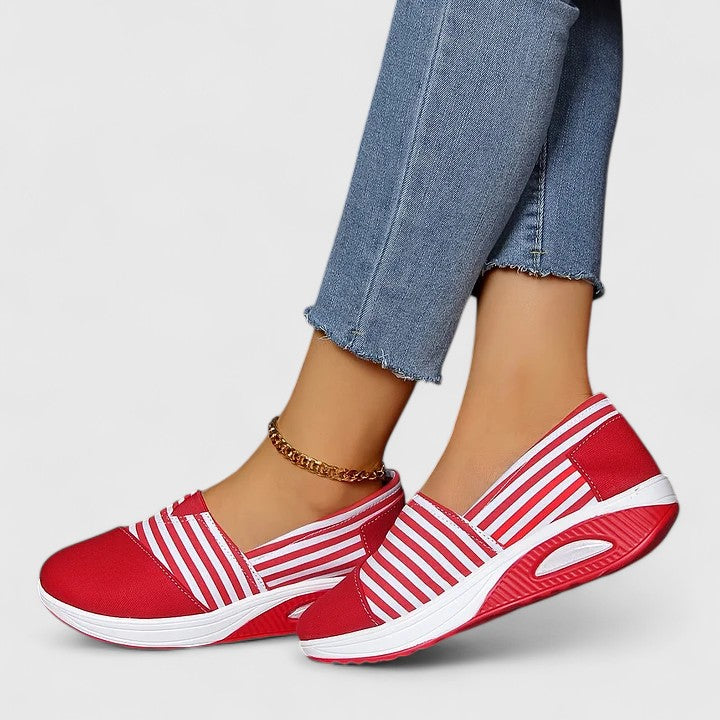 EDIT | Csúsztatható csíkos sneakers