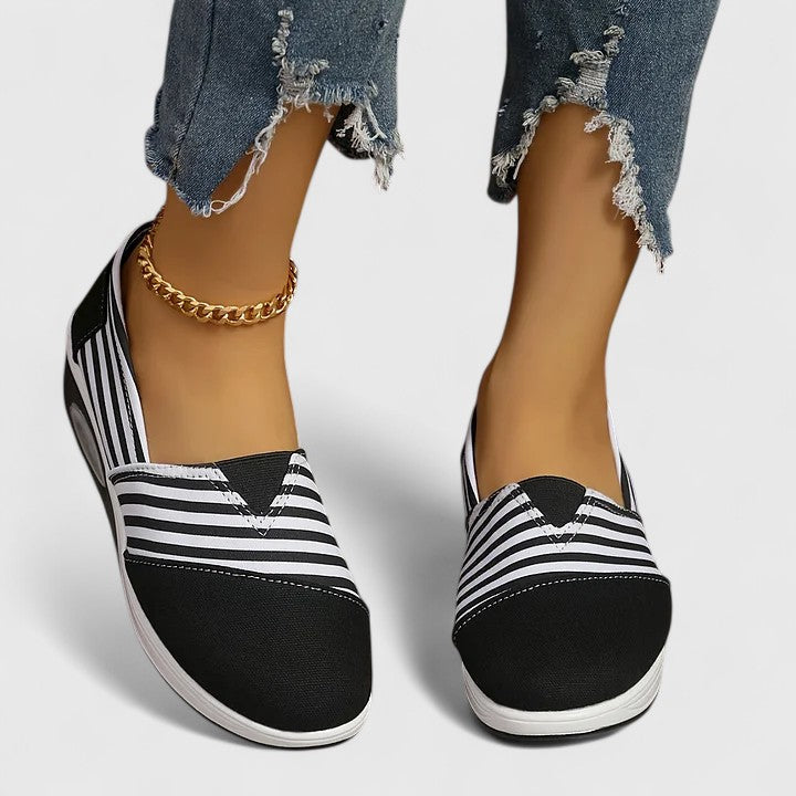 EDIT | Csúsztatható csíkos sneakers