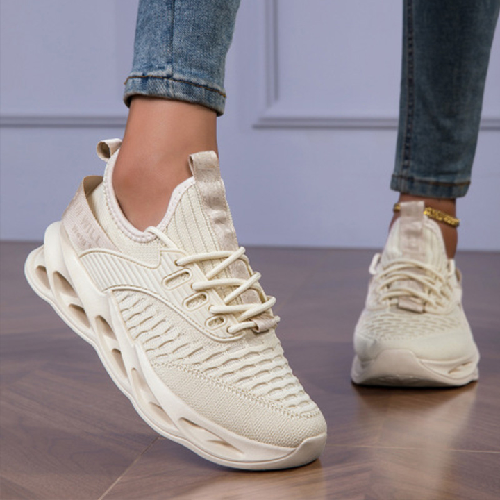 LILIANA | Sneaker a nap minden órájához
