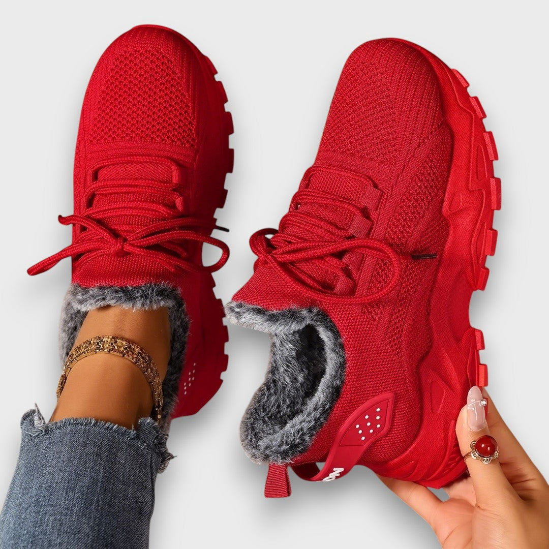 ZSÓFIA | Melegített, fűzős sneakers