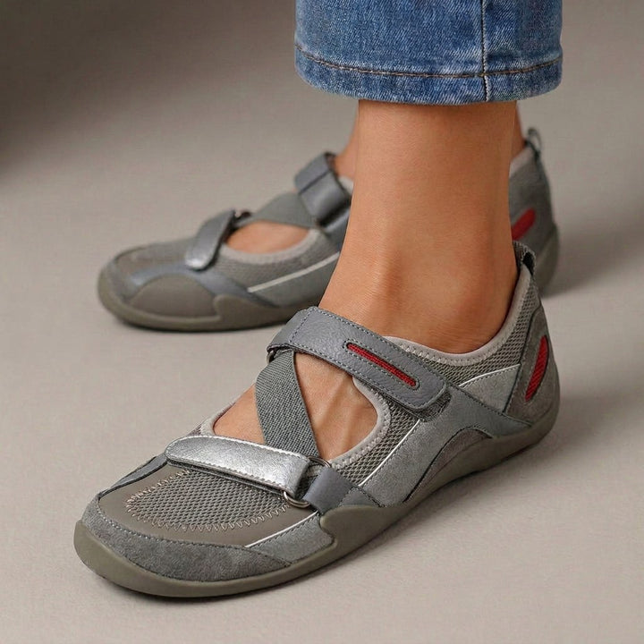 REGINA | Sneakers puha talpbetéttel